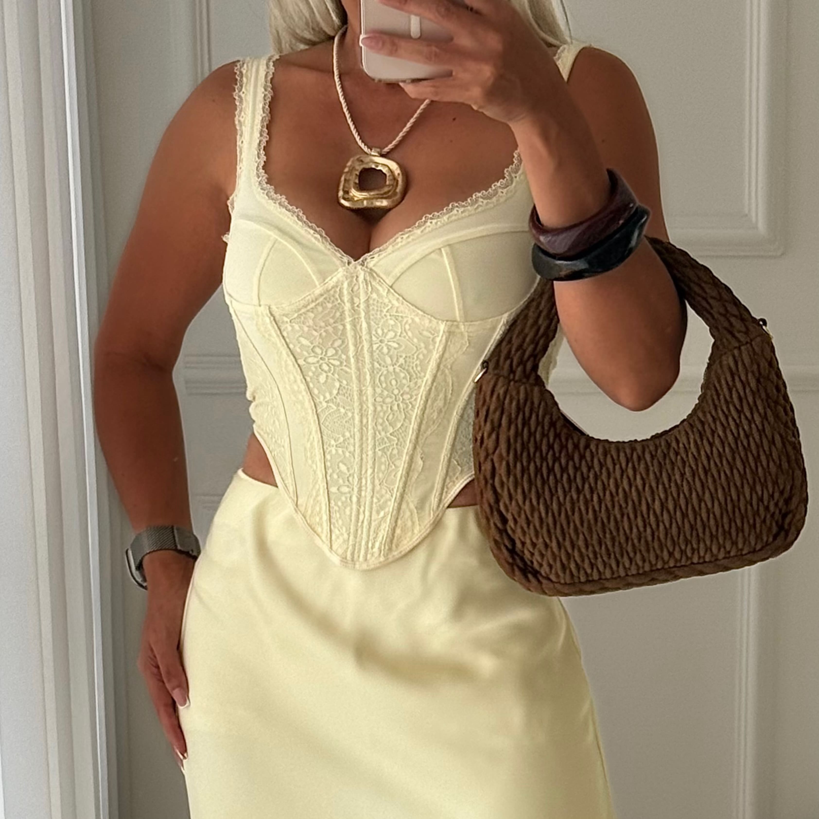 Corset Aniston