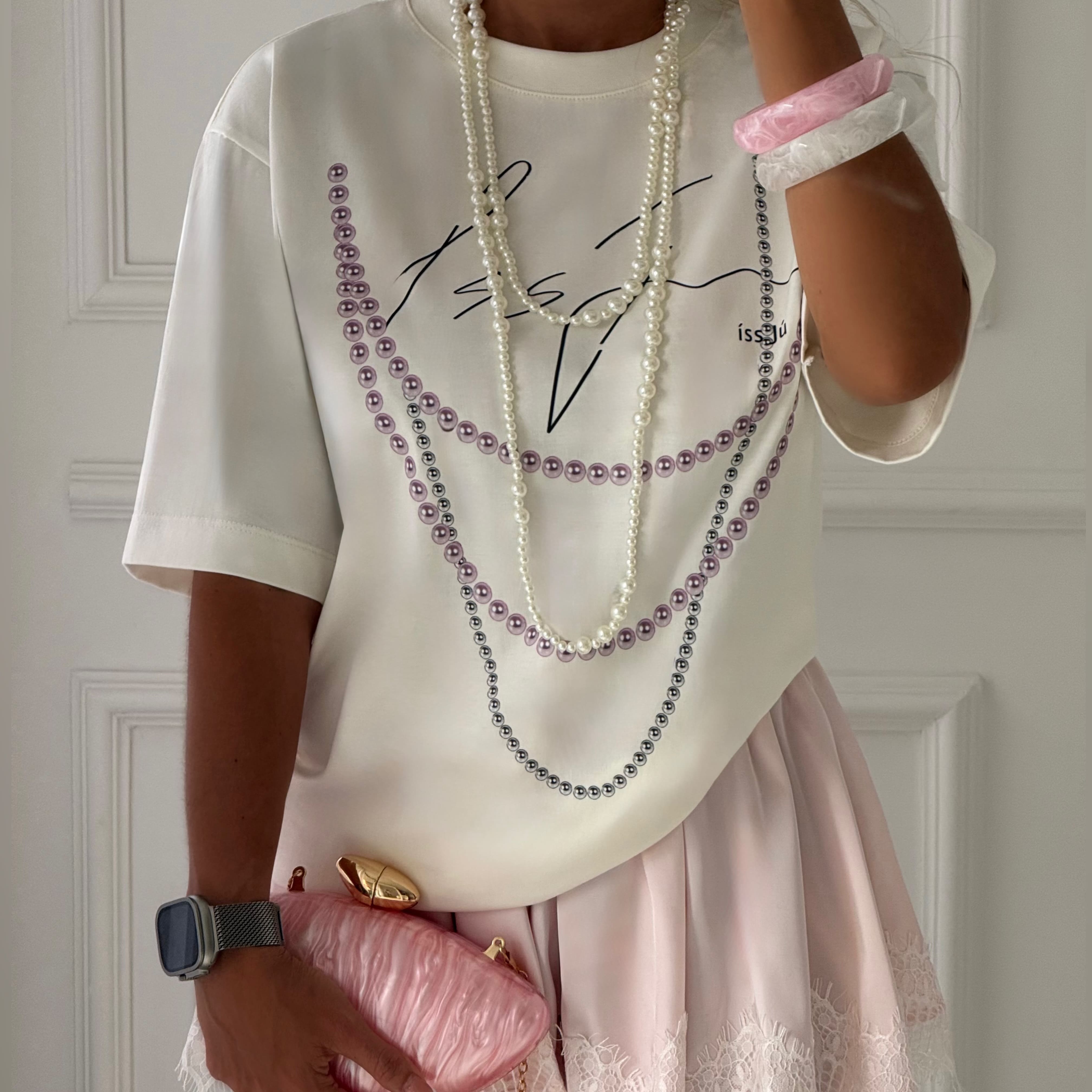 Oversized Premium Pearl